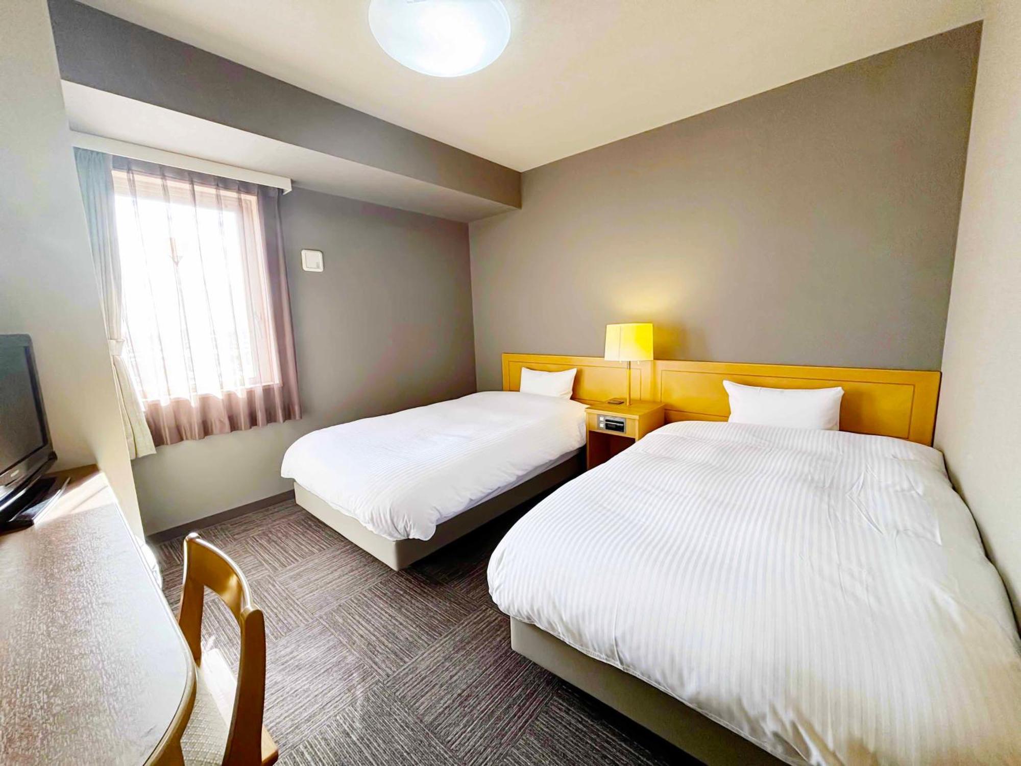 Route Inn Grantia Hanyu Spa Resort Екстер'єр фото