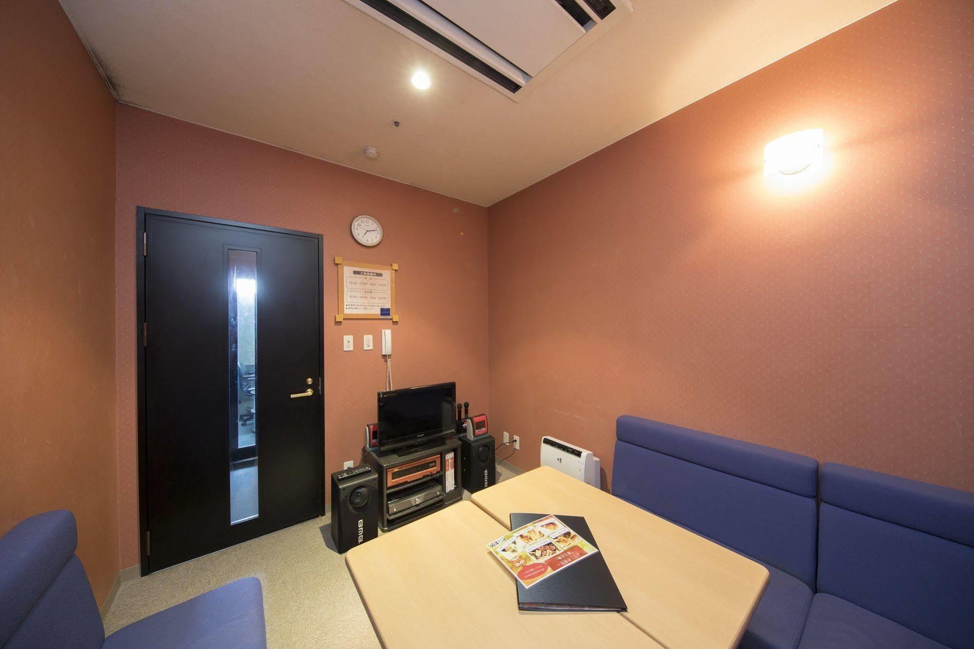 Route Inn Grantia Hanyu Spa Resort Екстер'єр фото